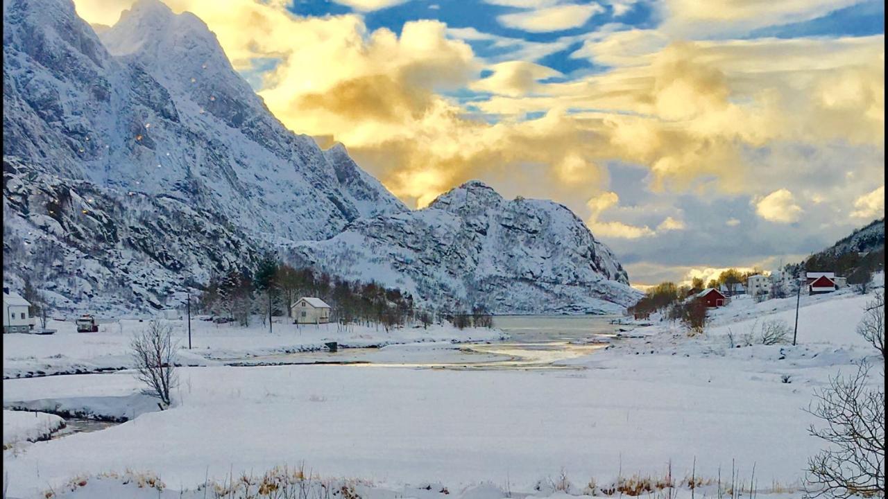 Lofoten Fjord Lodge Saupstad  Εξωτερικό φωτογραφία